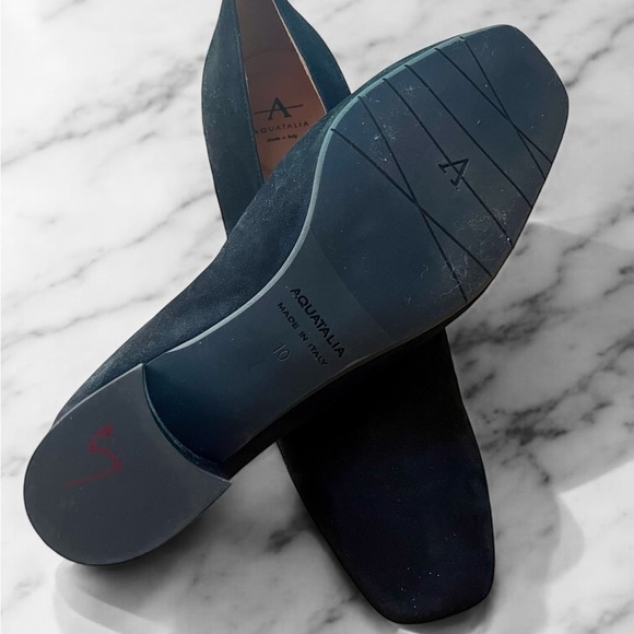 Aquatalia Women's Black Suede Heels Loafers - Picture 4 of 6